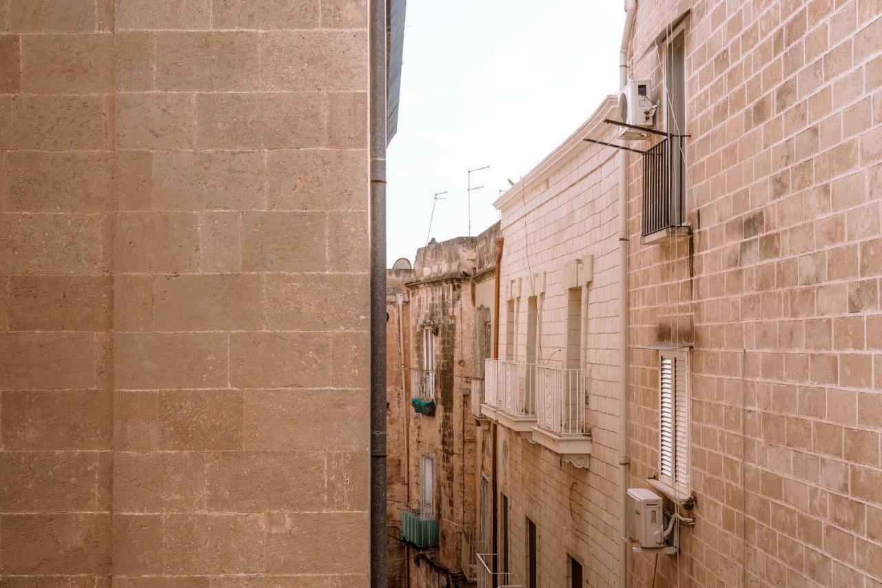 Geneva'S Apartment Taranto Exterior foto